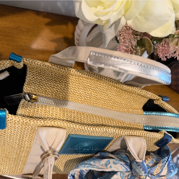 KURT GEIGER LONDON
Small Southbank Shopper Tote - Picture 2 of 16